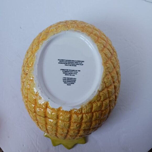 Avon Pineapple Ceramic Serving Bowl - Picture 2 of 10